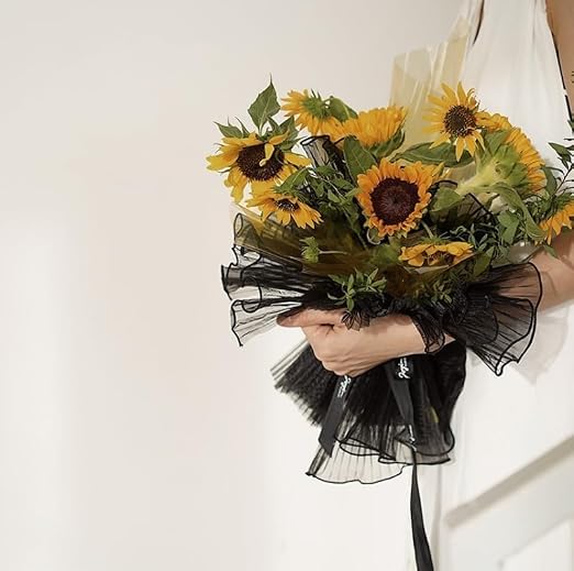 Flower Wrapping Mesh Bouquet Korean floral Packaging Roll Wrap sheet with wavy edge Perfect for Wedding , Enagagement, Anniversary, Birthday ,Proposal Dating Decoration.