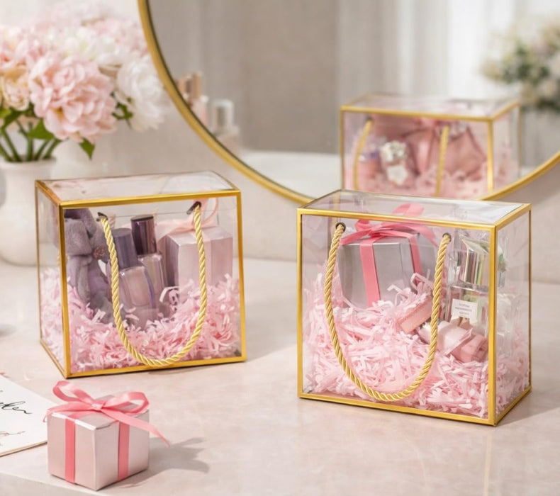 Medium Square Trasparent Golden border Bag Goodie Bags Gift bag, gift For new year Gifting, marriage Return Gifts, Birthday, Wedding, Party, Season's Greeting (Golden) (20 x 9 x 20)cm