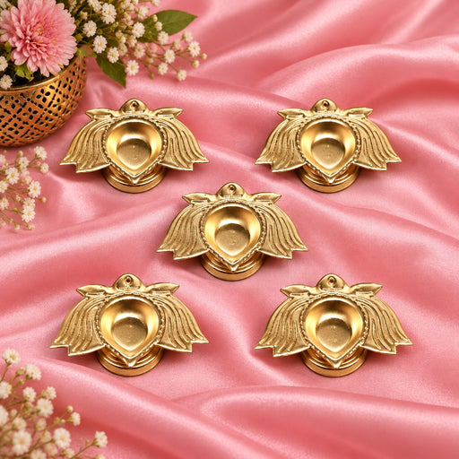 Decorative Gold Polish Decorative Metal Diya Candle Holder for Home Decor,Mandir Decor,Diwali Decor, Floating Flowers,Candles Diya holder, Office,Table Decor, Entrance Decoration Item (Golden)