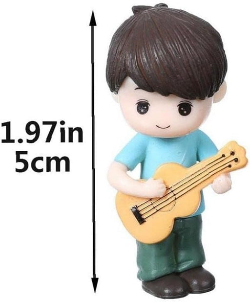 2 Set (4 Pcs) Romantic Couple Miniature Figurines | Boy Playing Guitar & Girl in Purple Dress | Cute Showpiece for Home Decor,Cake Topper, Anniversary & Romantic Decor (Resin)