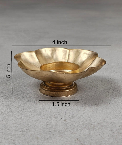 1 Pcs Decorative Round Gold Polish Decorative Urli Bowl Candle Holder for Home Decor,Mandir Decor,Diwali Decor, Floating Flowers,Candles Diya holder, Office,Table Decor, Entrance Decoration Item (Pack of 1) (Golden)