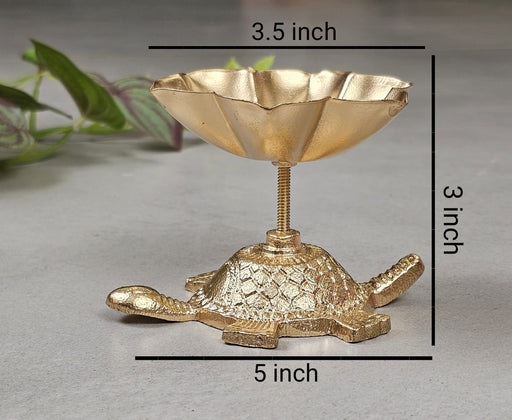 1 Pcs Decorative tortoise shape Gold Polish Decorative Urli Candle Holder for Home Decor,Mandir Decor,Diwali Decor, Floating Flowers,Candles Diya holder, Office,Table Decor, Entrance Decoration Item (Pack of 1) (Golden)