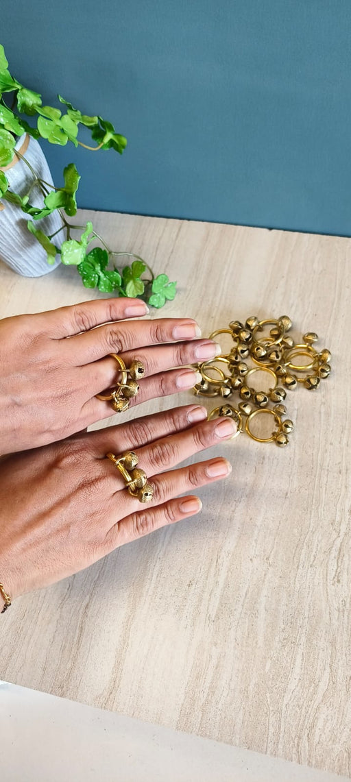 6 pair Ghungroo Ring for Wedding, Bridal Entry ,Ganpati and Janmashtmi Aarti , Clapping Ghungroo Kadi Finger, for Ring Gifting, Small Bells For Lord Godess God Ganapati, Pooja Aarti Ganesh Pooja Celebration, Clapping Anguthi (Pack of 6 pair) (12 pcs)