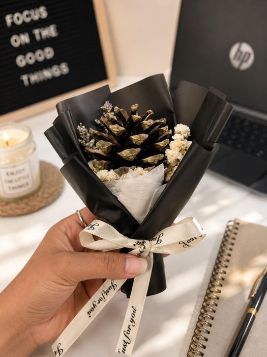 Mini Dried Flower Bouquet | Aesthetic Handmade Floral Gift Bouquet for Gifting & Décor