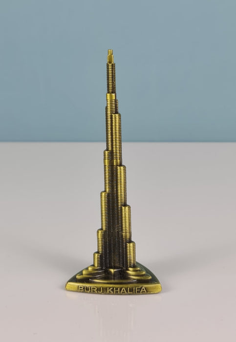 1 Pc Dubai United Arab Emirates Burj Khalifa Metal Showpiece Antique Statue for Room, Office, Decorative Showpeice for Home, Desk Decor, Table Stand (Metal)