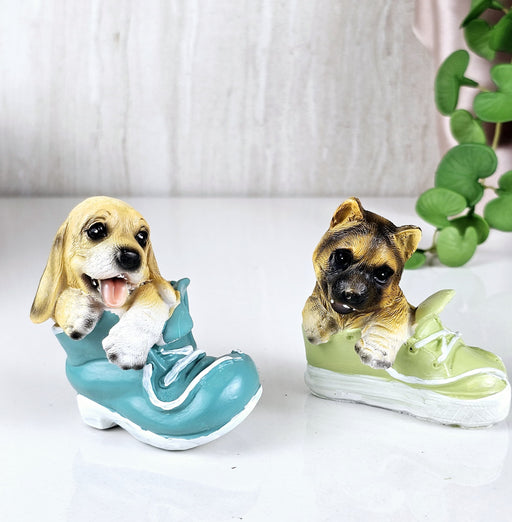 1 Piece Cute Puppy in Shoe Polyresin Showpiece, Shoe Dog Statue for Table Decoration, Cute Puppy Figurine for Home, Office, Room Shelf Decoration