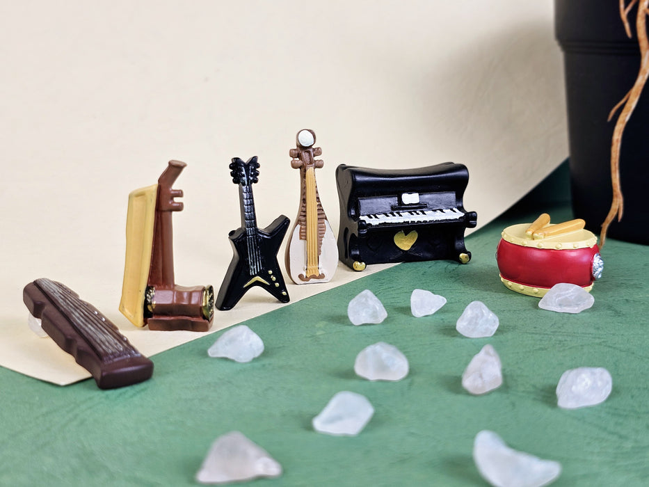 1 Set Musical Instrument Miniature Set for Home Decor, Unique Gift,Bedroom, Living Room, Office Desk, Figurines, Shelf Decoration Items(6 Piece)