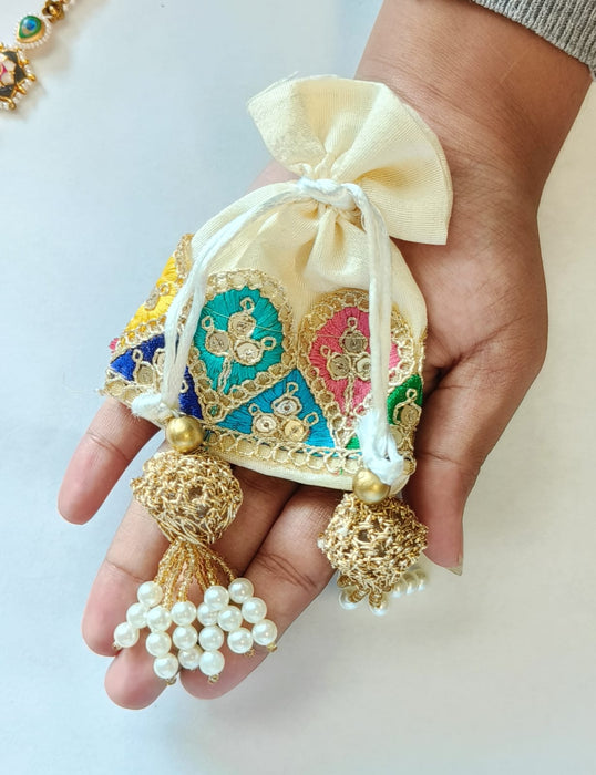 Small mini Jute Potli Bags Coin Pouch for Marriage, Return, Birthday Gifting | Handmade Bags for functions, Rakhi,Raksha bandhan,Gifts Packing, jewellery, Sweets, Dry fruits, chocolate, Party.