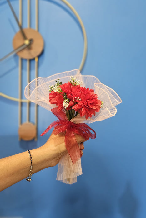 Ready to Use Dahlia Bunch Bouquet (size - 11 inch)