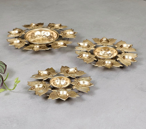 1 Set (3 Pcs) Decorative Lotus Shape Petal Gold Polish Decorative Urli Bowl for Home Decor,Mandir Decor,Diwali Decor, Floating Flowers,Candles Diya holder, Office,Table Decor, Entrance Decoration Item (Pack of 1) (Golden)