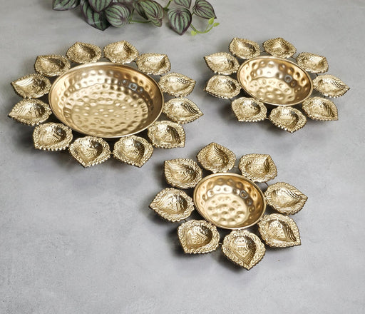 1 Set (3 Pcs) Decorative Round Gold Polish Urli Bowl Tealight Candle Holder Stand,Candle Holder for Home Decor,Mandir Decor,Diwali Decor, Floating Flowers,Candles Diya holder, Office,Table Decor, Entrance Decoration Item(Golden)