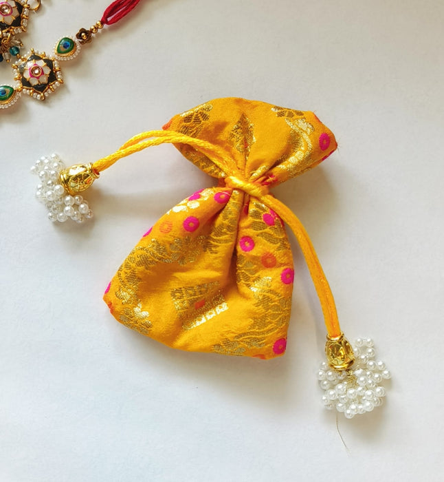 Small mini Jute Potli Bags Coin Pouch for Marriage, Return, Birthday Gifting | Handmade Bags for functions, Rakhi,Raksha bandhan,Gifts Packing, jewellery, Sweets, Dry fruits, chocolate, Party.